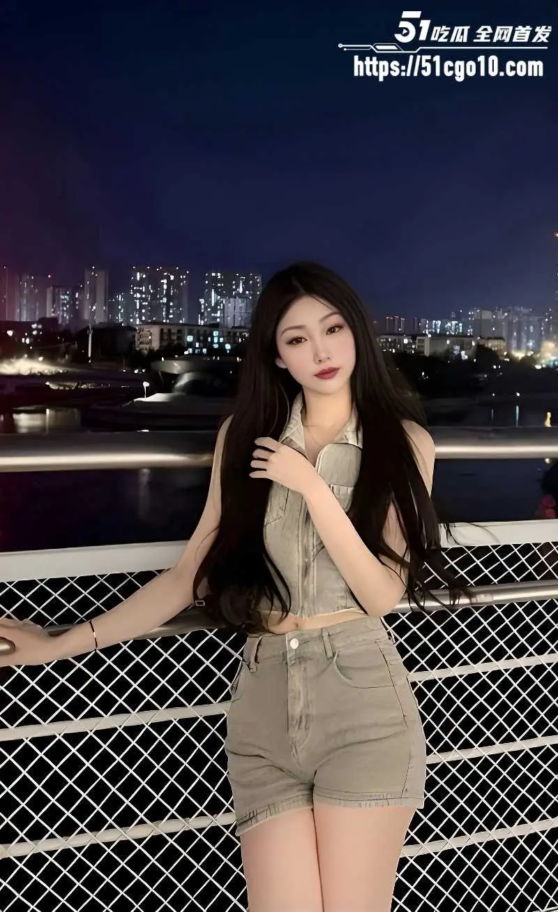 重庆反差婊 张若曦 裸贷视频流出 全裸自慰被金主曝光 敏感肉体爽到抽搐 图2