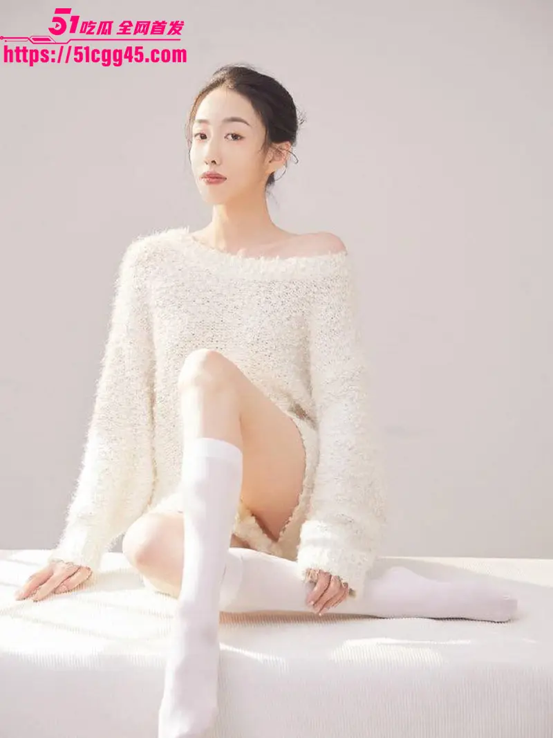 反差教师 李汶芯 裸贷全集曝光 清纯女老师无力还债肉偿金主 裸聊自慰暴力抽搐 昔日讲台女神变专属肉便器! 图3