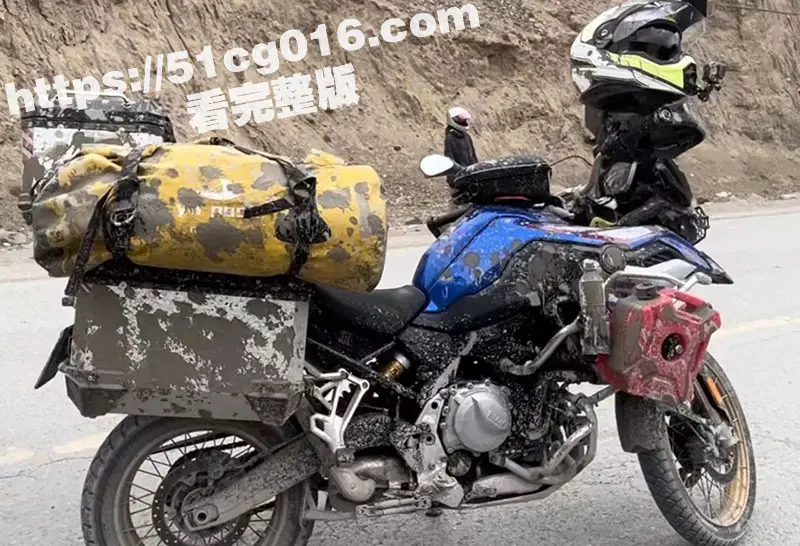 坦克300女车主在219国道故意溅摩托车一身泥!被截停后拒绝下车 还委屈哭着寻求民警的保护! 图12