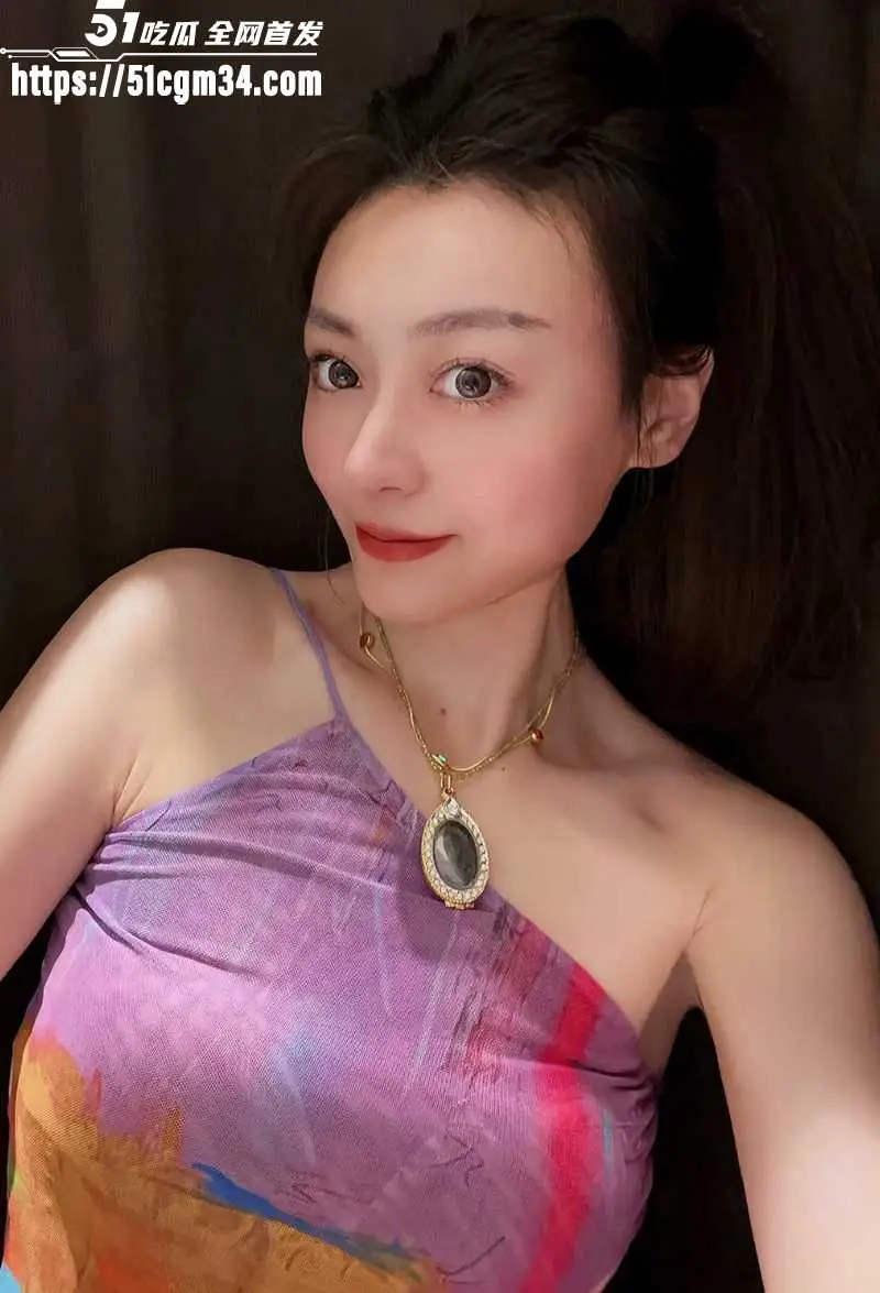 网红御姐 漂亮蓉 自曝被骗百万 渣男友出轨骚闺蜜 装重病联手做局 图3