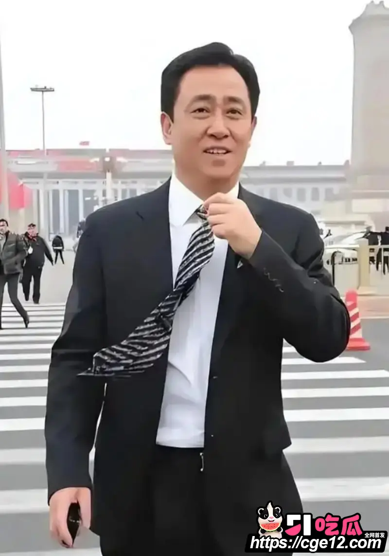 万亿地产大亨 许家印 深圳被判无期 昔日风光无限 如今神话正式落幕! 图3