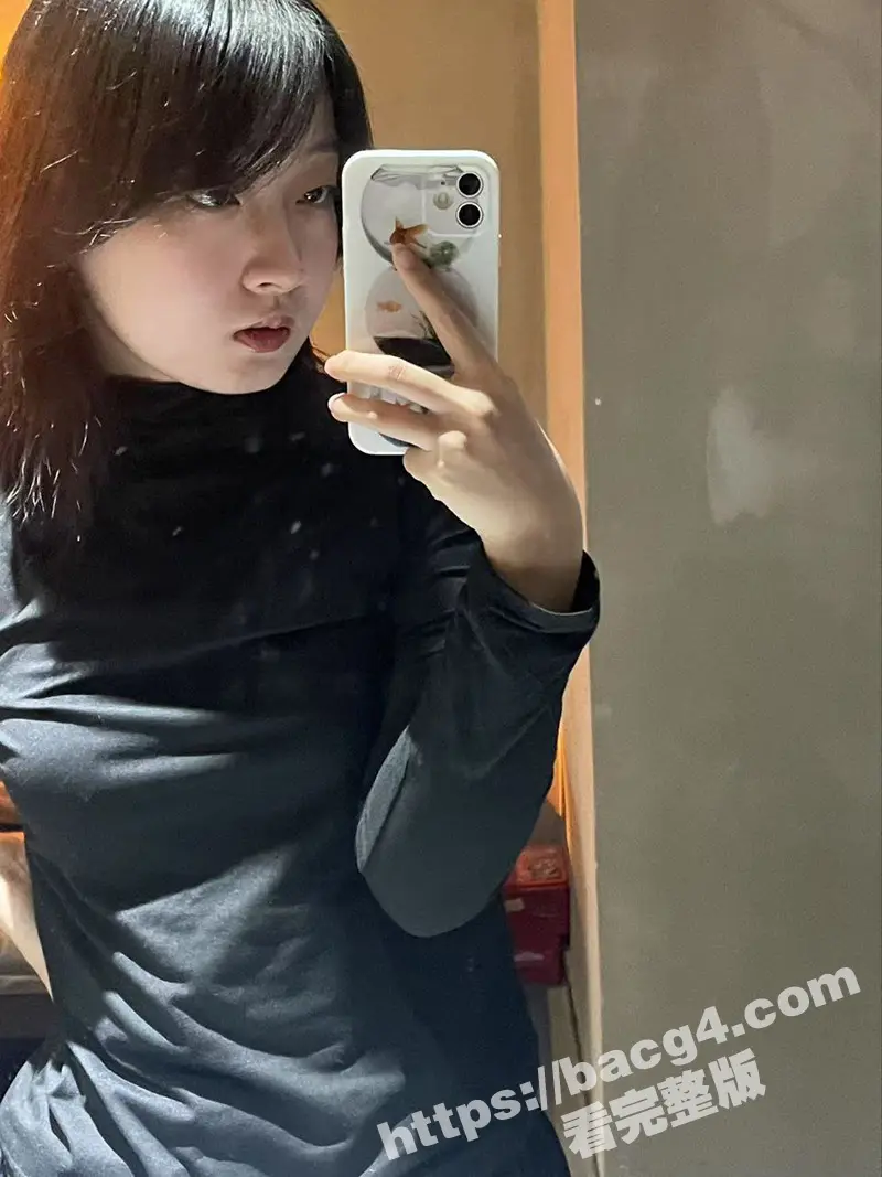 河北沧州黄骅市女瓜友 张晴晴 自己投稿曝光自己 露骨公开自称反差婊 渴望被人拖进厕所强奸 图4