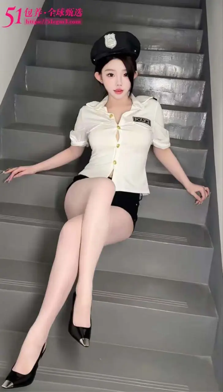 51包养 高端外围 | W1WLMQ32802 乌鲁木齐女神级自媒体博主 活好汁多 饱满美乳 勾魂翘臀 质量保真 假一罚十 图2