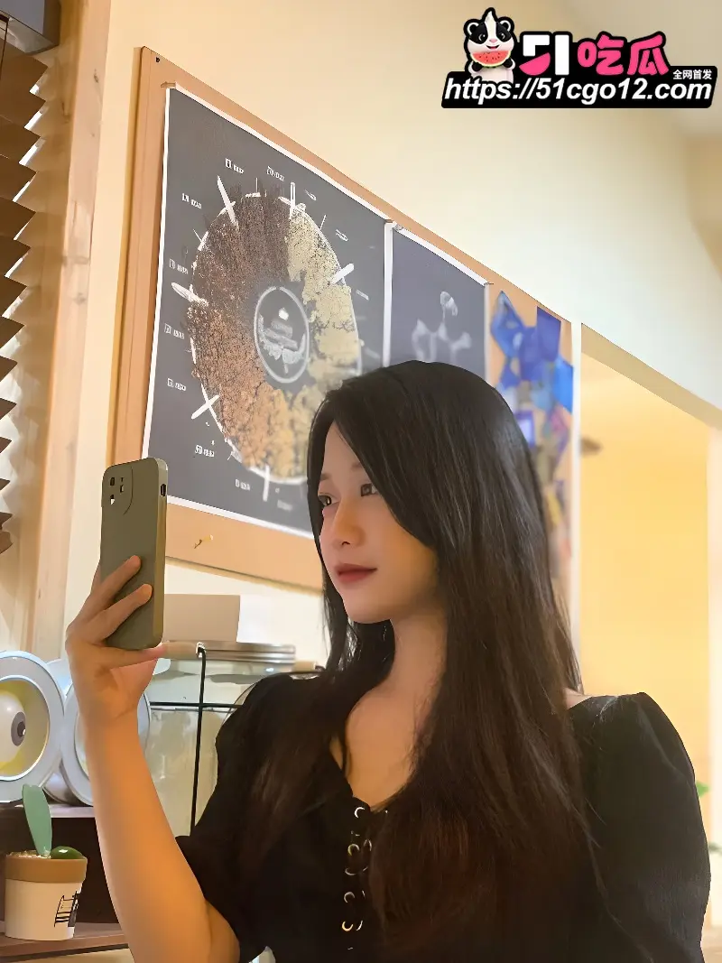 高颜值扫货 刘慧 露脸做爱视频 知三当三与有妇之夫偷情 身着情趣制服被干到腿软失神 图2