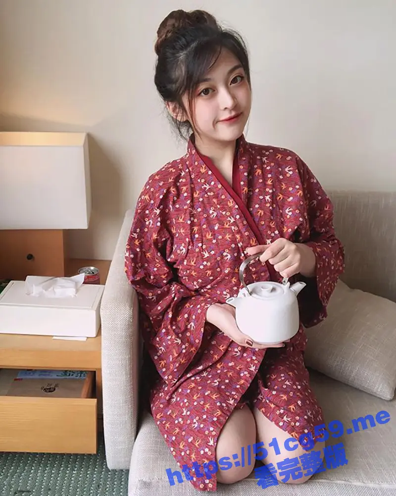 最震撼泄密 著名艺校毕业生为接戏被潜规则 奶大臀圆高颜值偷拍视频流出！ 图6