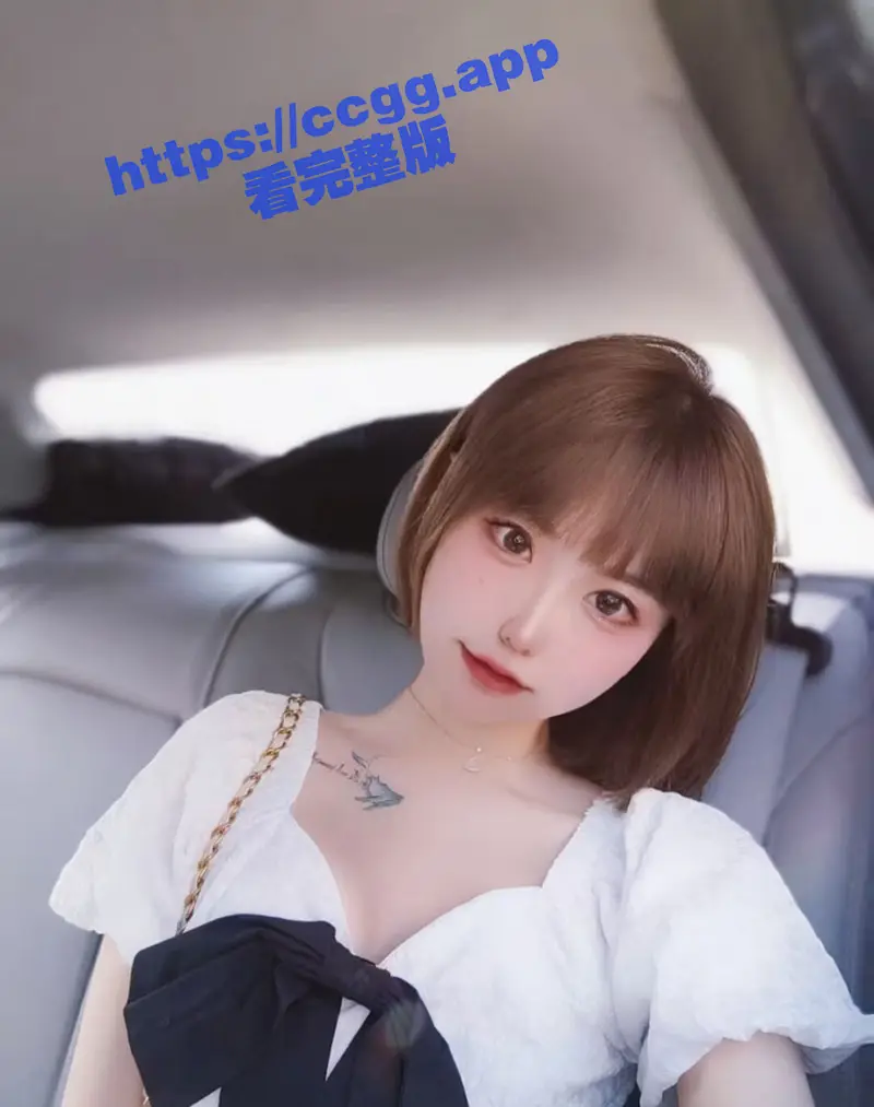 超反差大一学妹 手机丢失流出不雅视图 穿百褶裙侍奉男友 浪叫淫荡销魂！ 图1
