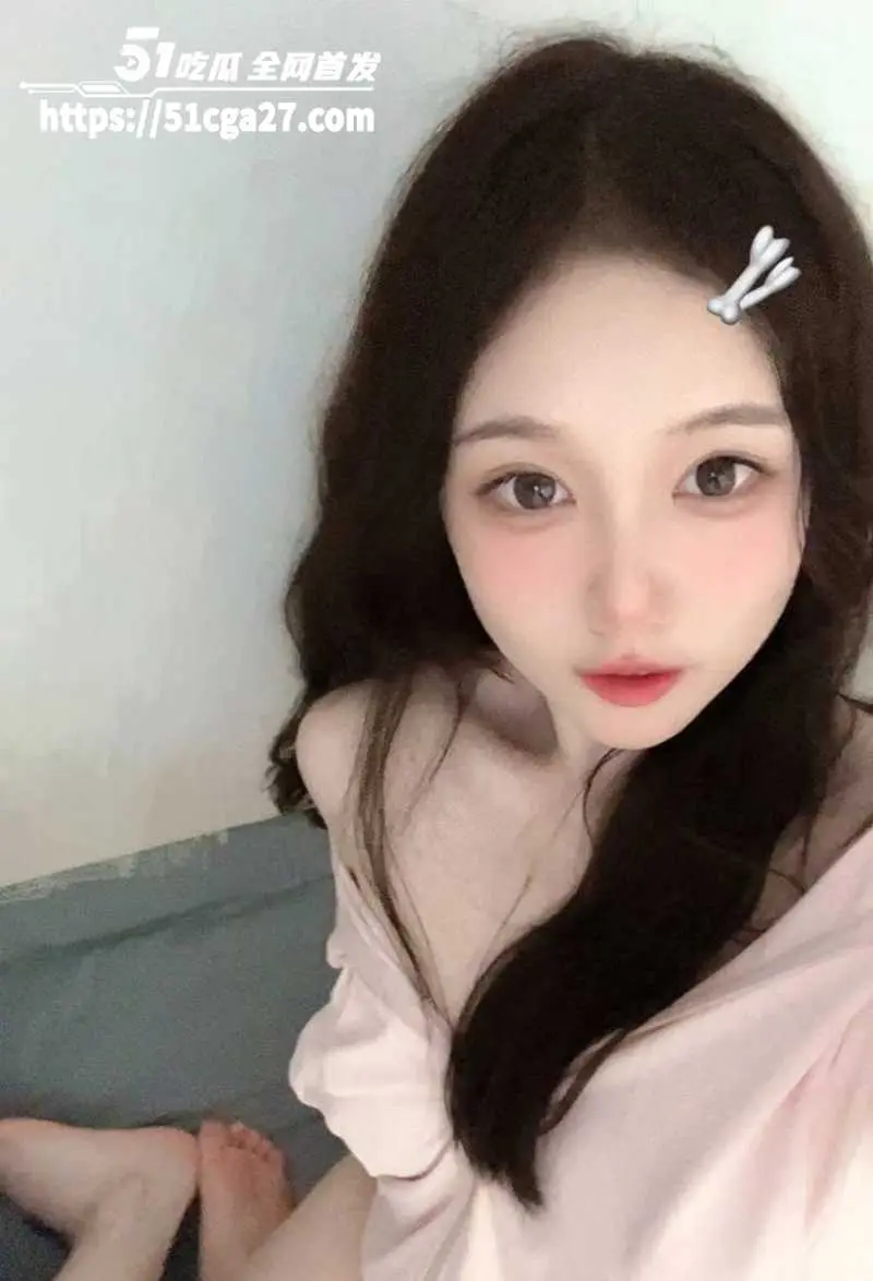 推特博主 小川大王 超淫约炮视频合集流出 众多美女被玩成精盆母狗 SM调教3P乱交 无套爆操尺度拉满! 图1