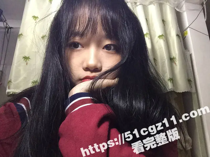 贵州民族大学学生妹张语佳 大学三年被男友白嫖三年 还把性爱视频给兄弟们分享! 图2