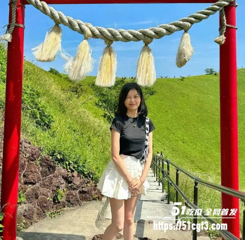 马来西亚极品骚母狗 雪儿 性爱视频流出 无套猛插浪叫不断 骚穴灌满浓精 图4