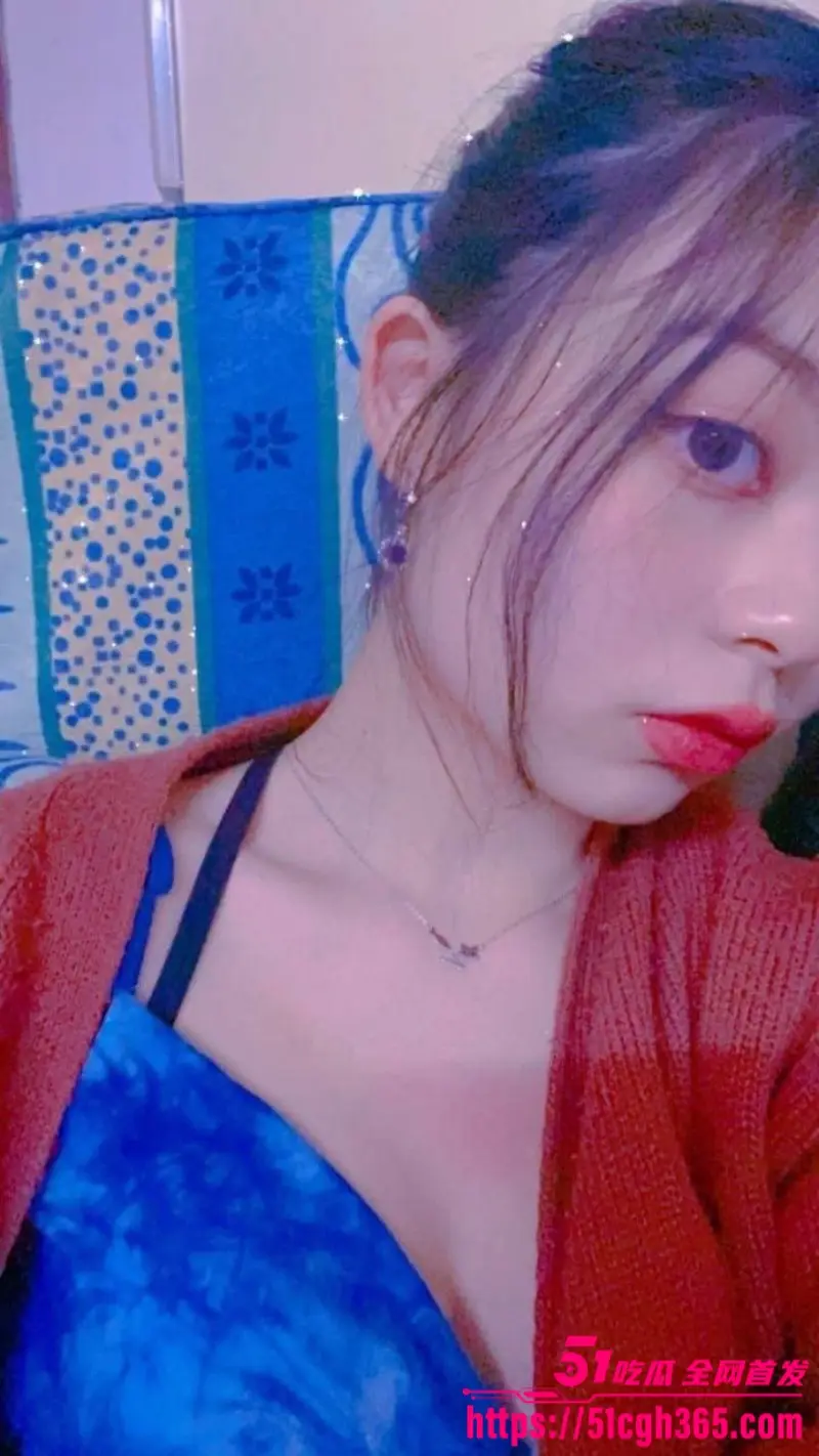 广东佛山E奶少女性爱视频流出 丰满乳峰被肆意揉捏 跳蛋震颤骚穴 菊花肛塞手铐紧缚 无套后入刺激十足！ 图11