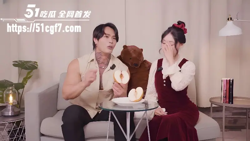 台湾网黄 苏畅 性爱教学 男生必学正确口爱技巧 梨核演示阴蒂 别再趴逼上乱舔了 图2