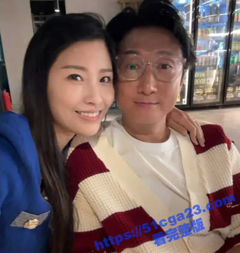 香港功夫巨星 洪金宝儿子 洪天明与妻子周家蔚 双双出轨各玩各的互不干涉 儿媳周家蔚3P群交视频大曝光！ 图4