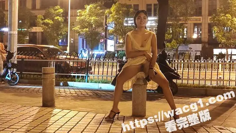 摄影师 黄S 拍摄美女户外露出 拍摄完回到宾馆 和模特床上大战三百回合 全程高清拍摄 超级刺激! 图5