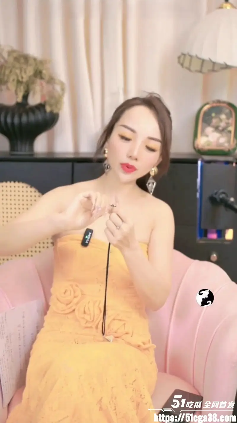 性爱导师 诗雅 超长直播 解锁异地恋震动球与滴蜡玩法 鼓励情侣大胆尝试 释放性欲! 图4