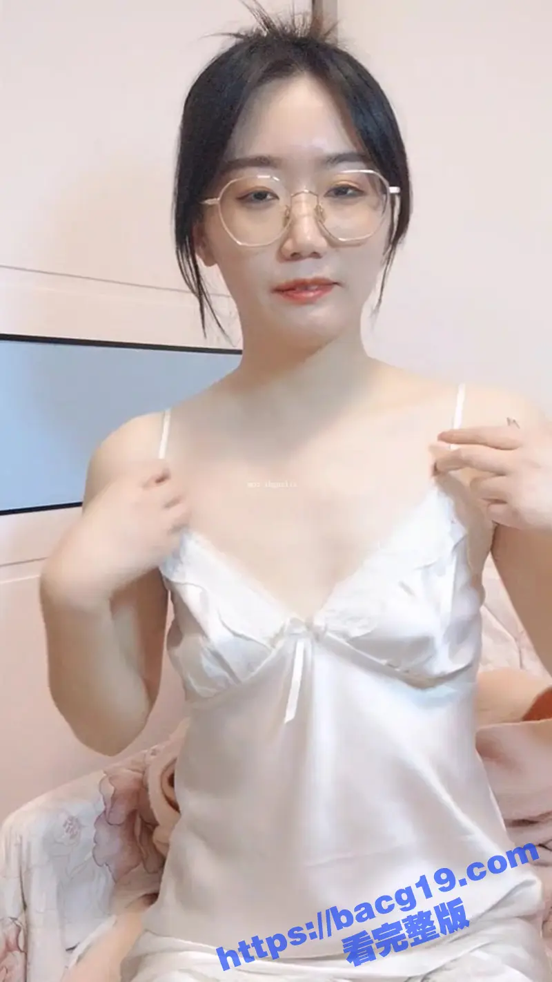 良家小娇娘 安静的静 下海直播 气质人妻家中跳蛋自慰 女上位疯狂骑乘 白嫩美腿间流淌浓汁 图2