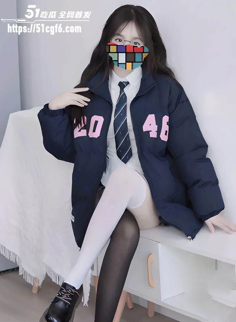 海角乱伦大神 养育十九年的女儿 这一刻终于修成正果 这是我和女儿之间的秘密 图1