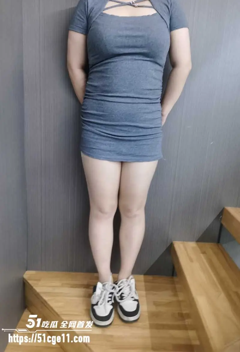 乱伦博主 小雪妹 怕儿子学坏竟用淫穴挽留 施展毕生淫技 豪乳肥臀任其操弄 图1