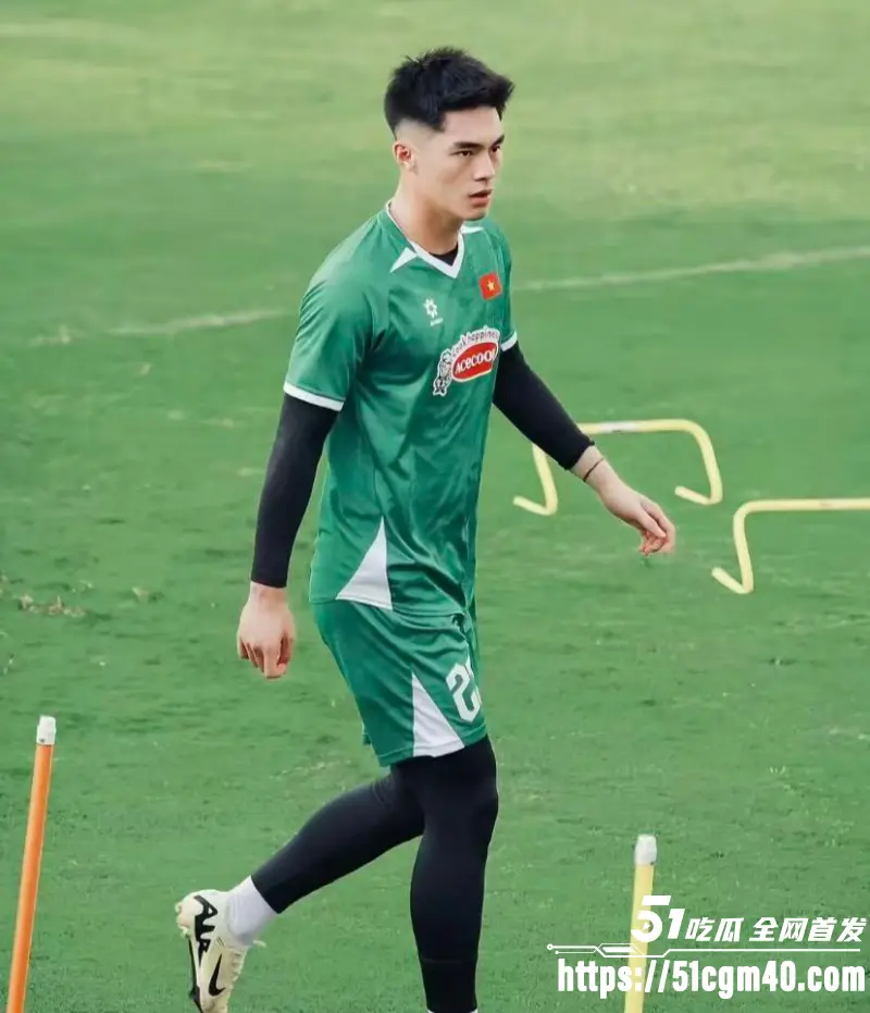 U17越南成为东南亚唯一晋级球队 并一举跃入2026年亚洲杯八强！ 图3