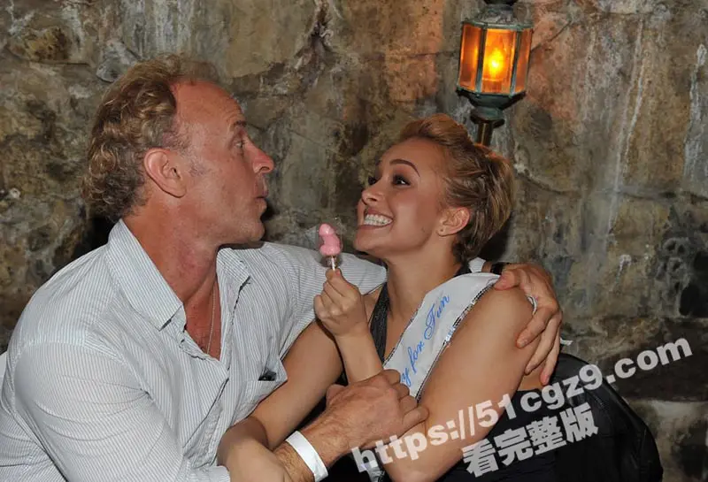 好莱坞艳照门 美国女影星 海顿·潘妮蒂尔 大量淫照流出 馒头嫩穴尽显诱惑 图9