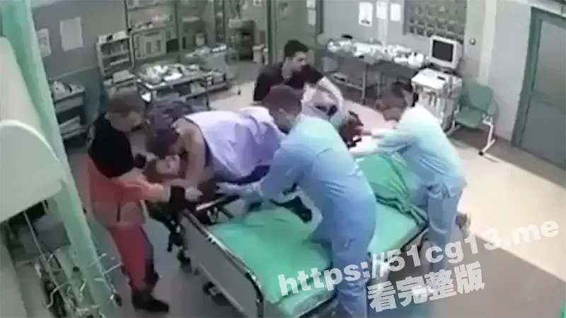 离大谱!男子和小三幽会被妻子发现 在避孕套涂上强力胶 结果刚插进去就被在了一起! 图1