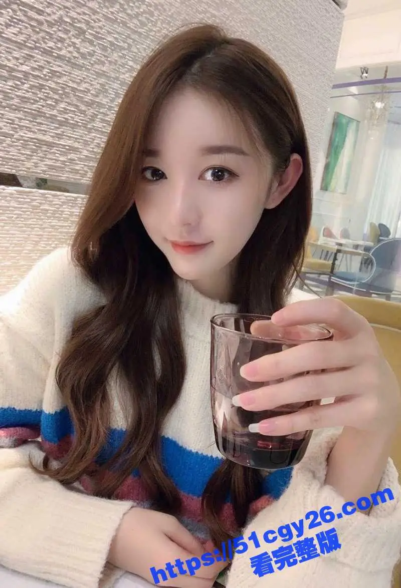 大学女友的色情日常 超美翘臀妹拽着男友肉棒求操 试衣间疯狂扣逼 各种美臀自拍淫到飞起! 图4