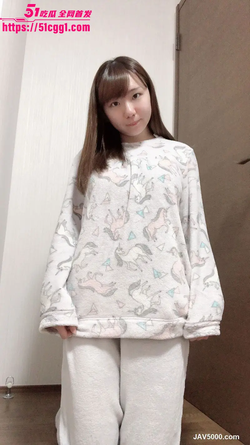 日本变态女职员公司储物间裸露私拍 清纯少女秒变淫荡母狗 巨乳肥臀高清记录! 图3