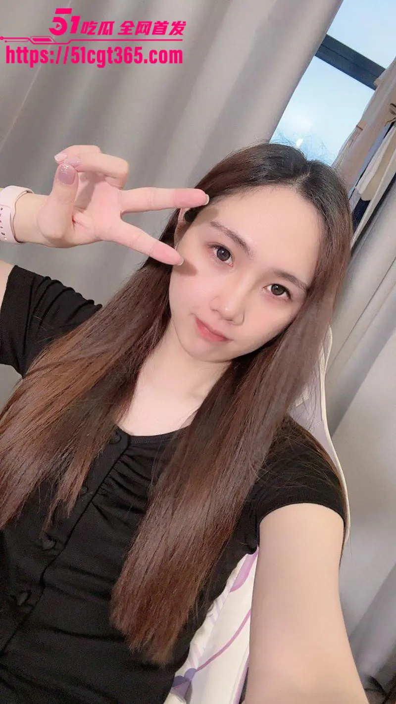 南京高颜值TS伪娘 胡静静 御姐颜值性感大长腿 肉丝黑丝制服诱惑 飞机杯自慰手冲狂撸精液喷射! 图9