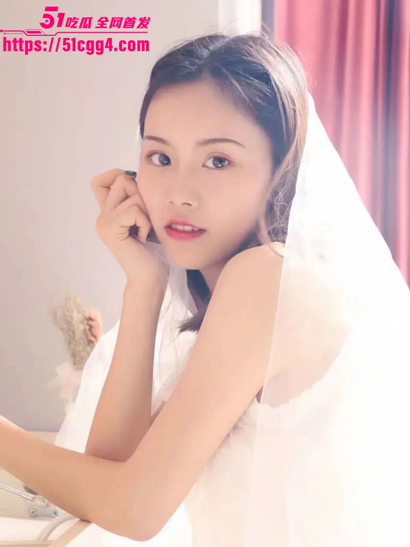 极品淫妻象拔蚌淫乱性爱日常 御姐气质少妇被大屌多姿势爆操 足交口交全套服侍 最后狂喷内射！ 图2