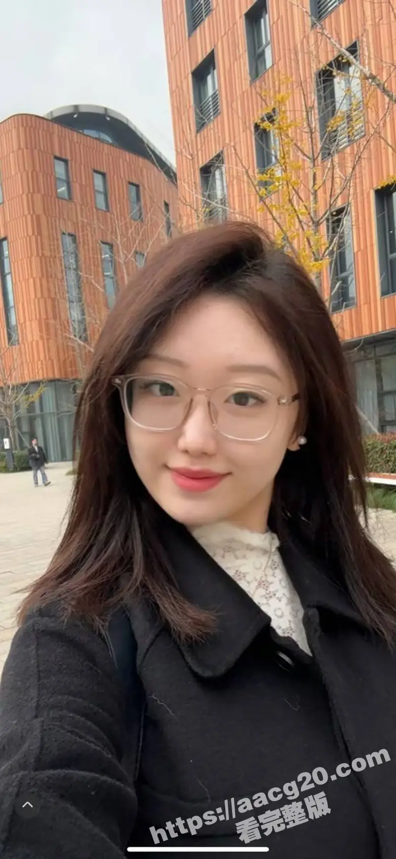大连工业大学黄婷约炮宙斯后续!CS职业选手宙斯 酒店开淫趴 黄婷当众被Zeus当狗遛 完整版视频流出 图6