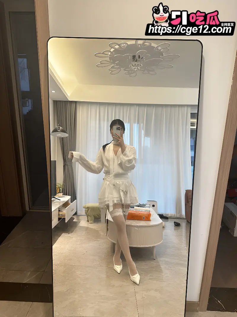 大连理工大学 学姐吴婷芳 性爱视频 被男友浴室暴力后入抽插 淫荡叫声酥麻入骨！ 图2