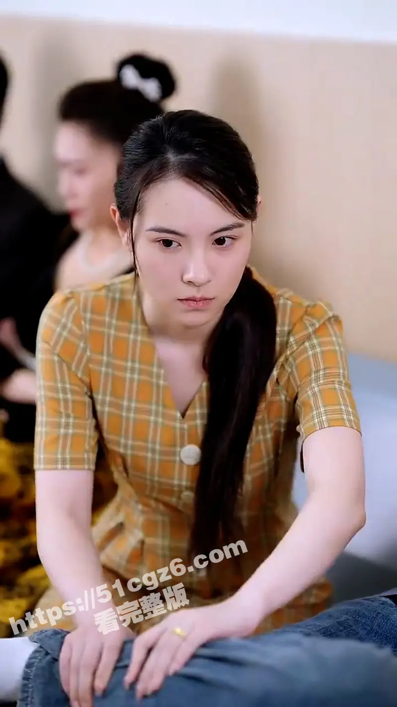 每日短剧《我养了一群白眼狼》垂死老父亲喜得头奖 不料儿女却大打出手! 图4