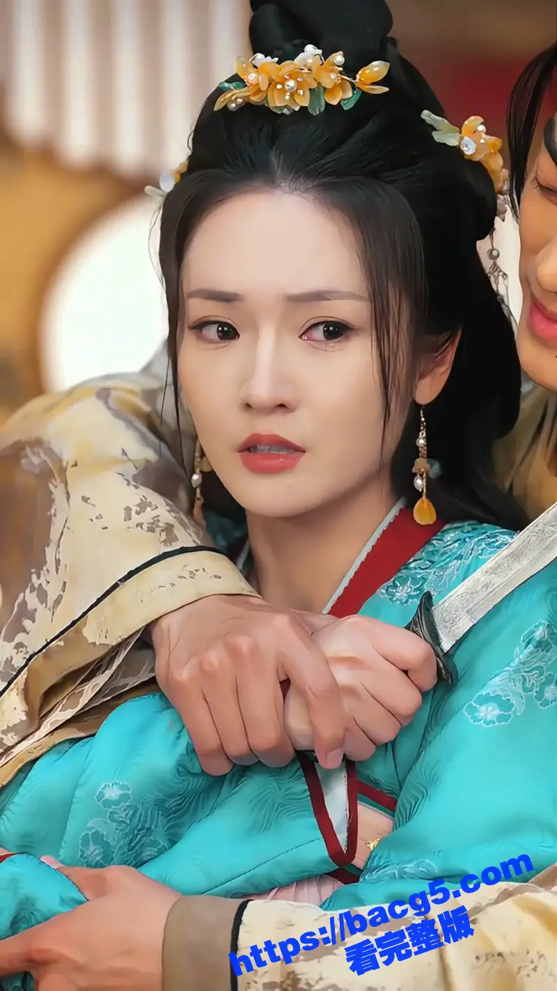 每日短剧《一力破乾坤》现代小伙穿越成古代昏君 看他如何逆天改命玩转朝堂！ 图4