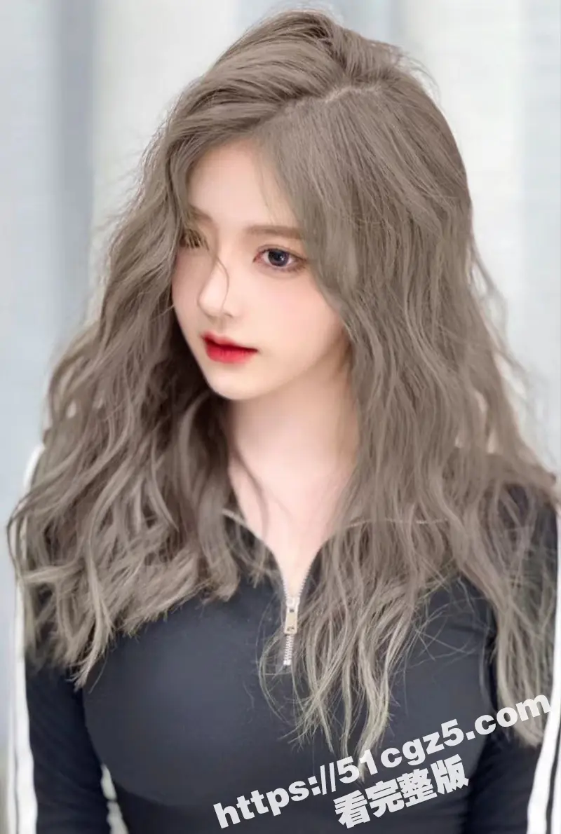 海角大神烟色晚空 与女儿的乱伦日常 极品身材性感尤物 被父亲无套中出 小穴都给操出白浆了 图4