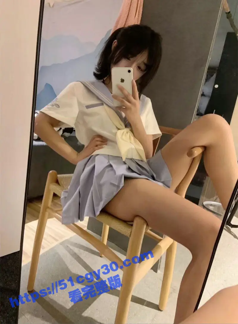 抖音清纯小萝莉 部也是卜 金主定制日常福利自拍流出 JK制服劈腿露穴 花样玩弄粉嫩阴蒂! 图6