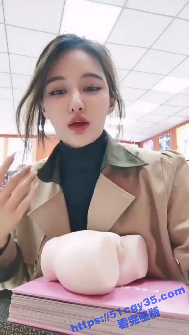 混血美女性爱小课堂!教授如何精准找到女人G点 并且快速刺激喷水 干货满满! 图4