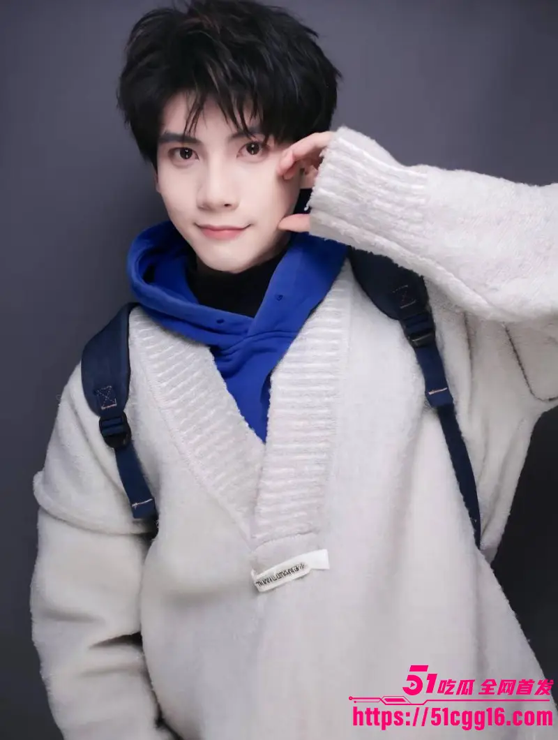 短剧男演员 吴宇航 私生活混乱脚踏多船 恋爱期间多次出轨 多位女友因其约炮分手 大量聊天记录不雅视频曝光! 图2