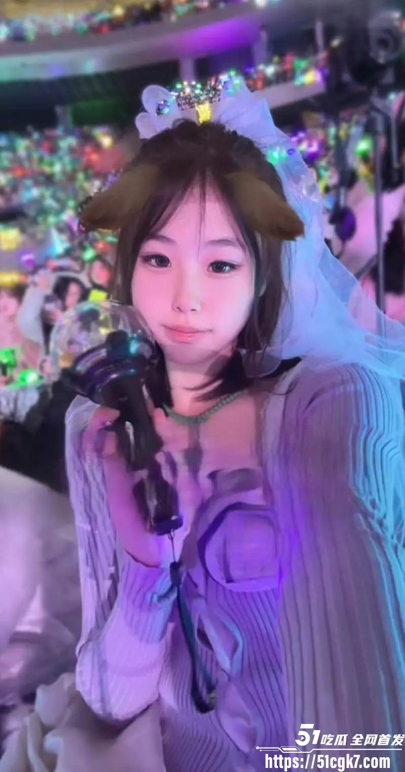 时代少年团 马嘉祺 女粉现场泪崩求爱 为补偿竟答应次日与粉丝激情做爱 火爆全网！ 图4