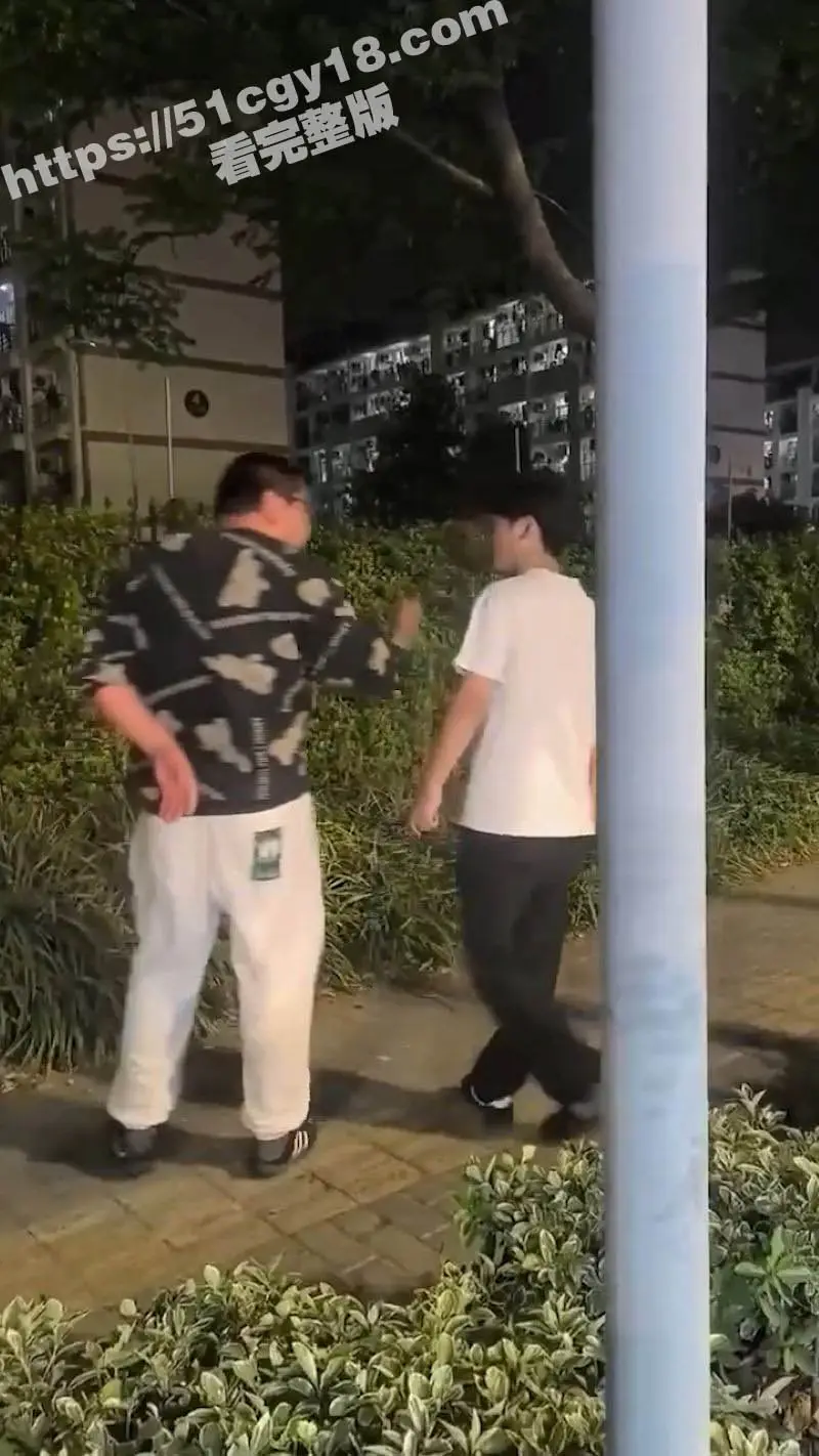 泰州学院附近 再现纯爱战士倒地 情感纠纷引爆热议 为爱冲锋却倒在女方家人和闺蜜的嘲讽背刺中! 图4