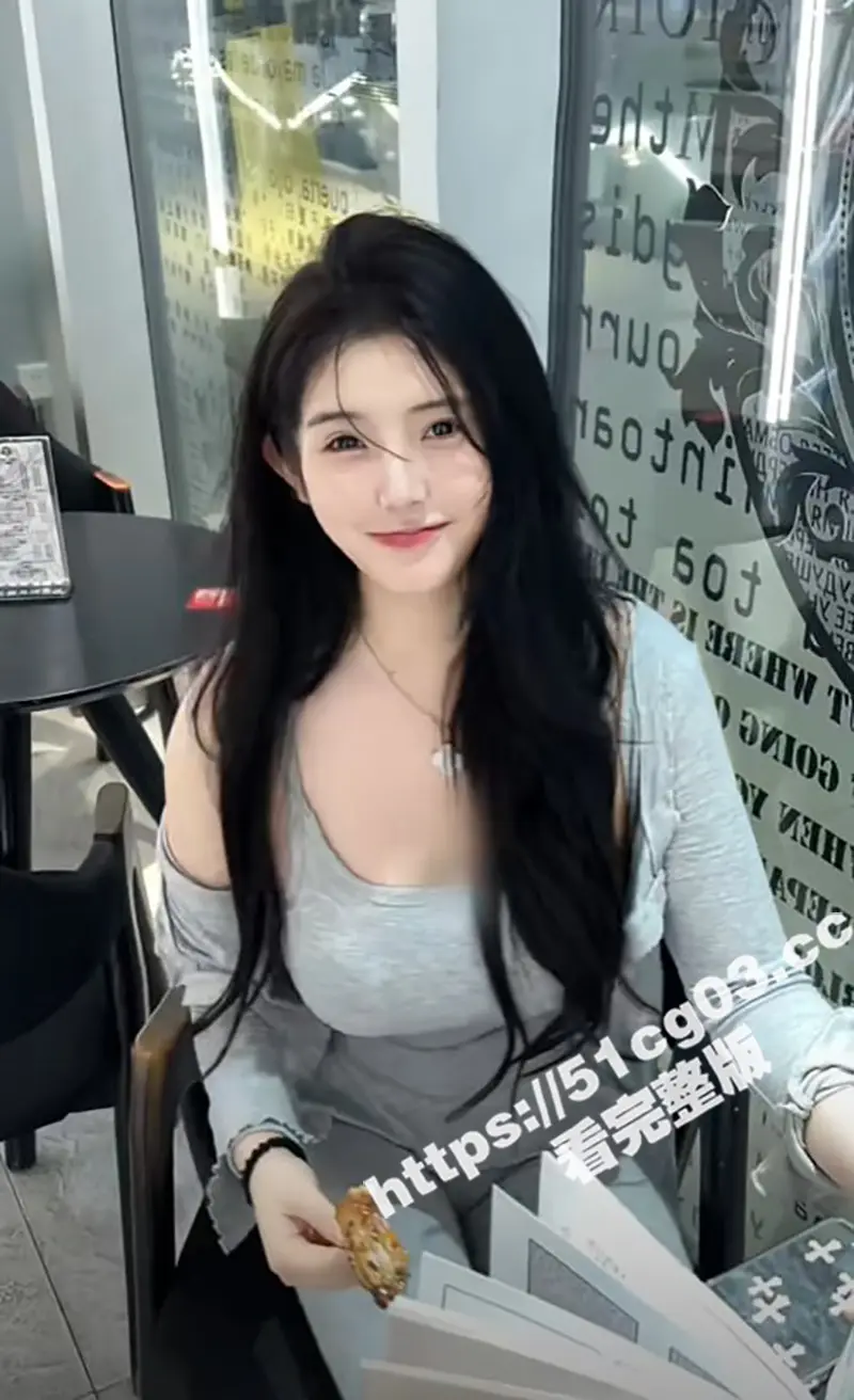 抖音百万粉丝网红 MH 童锦程绯闻女友塌房！早期走红之前竟是黄播出身！超劲爆黄播视频流出 胸口痣被实锤 图10