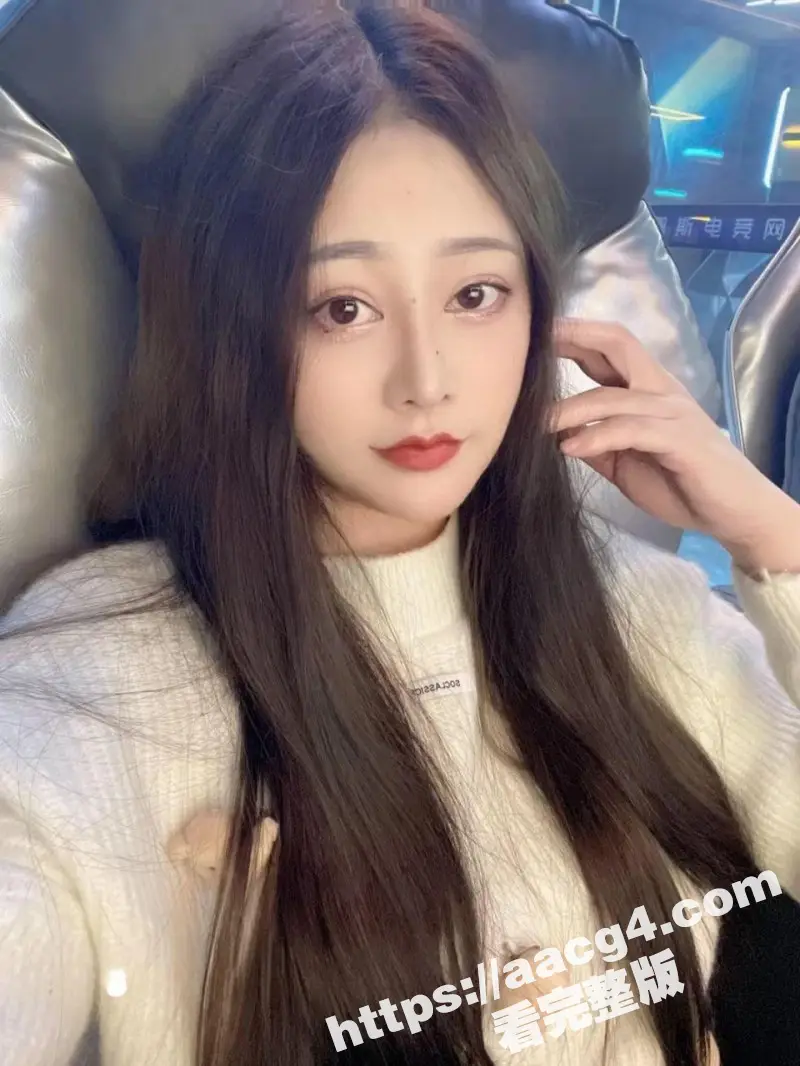 推特约炮大神 狂操高颜值花臂DJ美女 趴屌深情口交 女上位抽插叫床声浪荡无比 图1