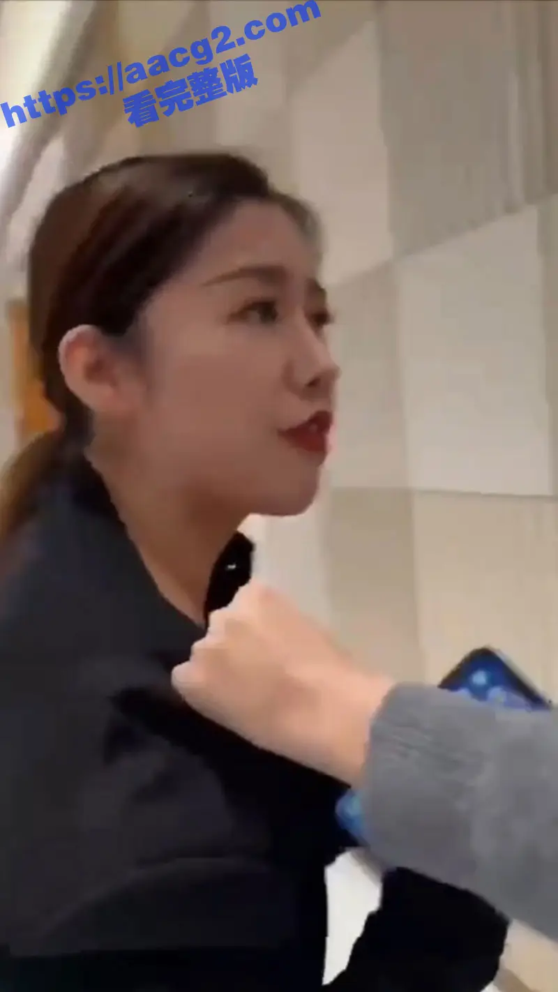 合肥银泰LV女销售被原配抓奸!现场互撕实拍 原配曝光小三性爱视图 淫语对白叫爸爸 全程高能! 图5