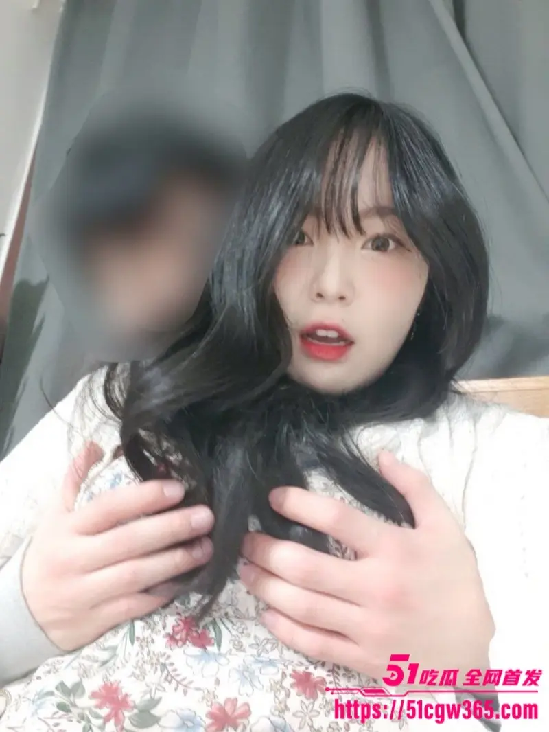 韩国气质人妻 姜允瑟 出轨偷情视频曝光 职场OL黑丝女王 被老公好友狂操失神 画面香艳刺激反差炸裂! 图2