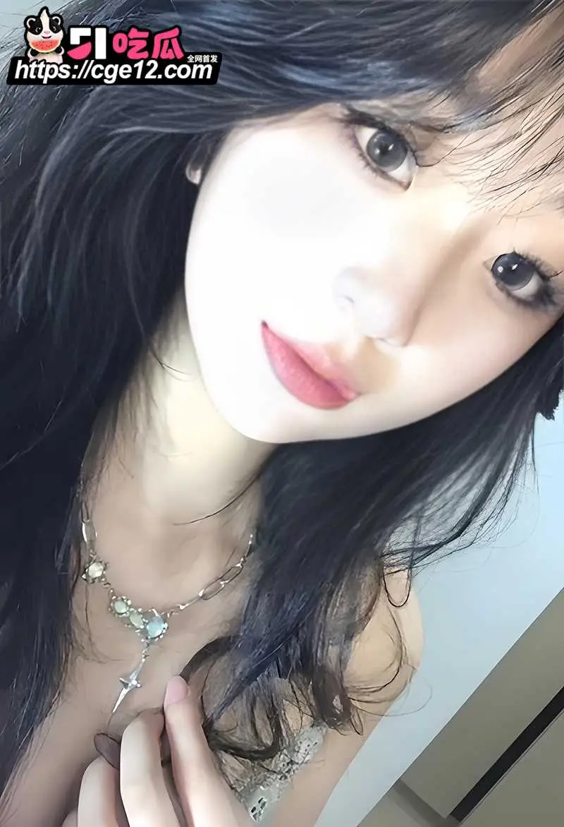 南京艺术学院 孟馨予 瞒着男友出轨 整颗跳蛋塞进小穴 再慢慢拽出 太会骚了 图2