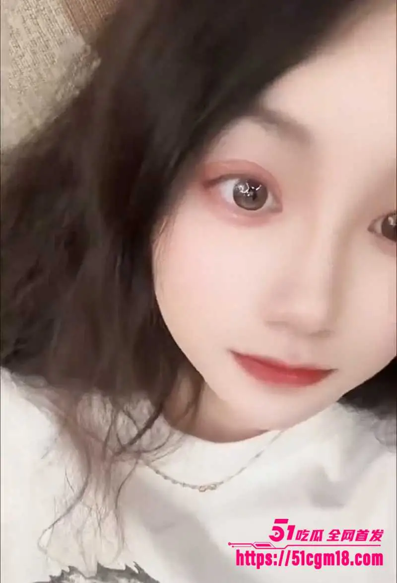 成都领克女神 彭老师 脚踏多船用逼换钱 酒店出轨缠绵视频被扒! 图6