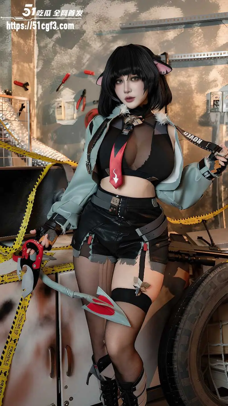 越南福利姬 TinyAsa 写真福利 cos绝区零 黑丝连体衣完美展现巨乳肥臀! 图2