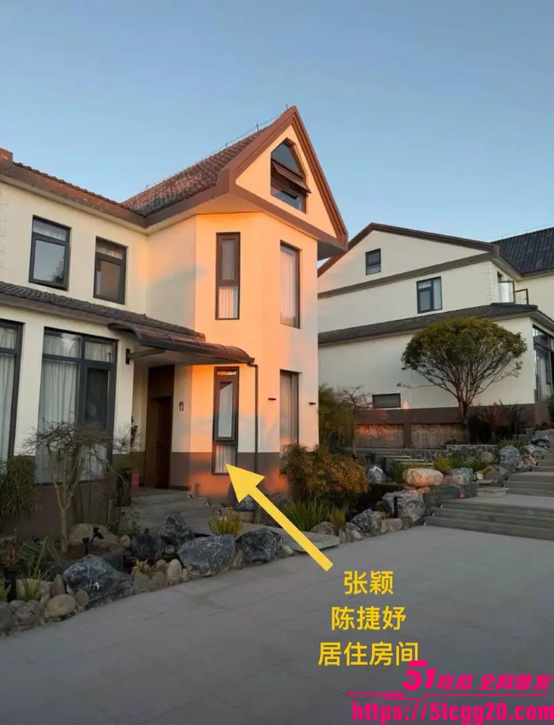 云南玉溪农业局副局长 张颖 婚内偷腥被妻子实名举报!与红塔银行陈捷妤酒店激战捉奸在床 引爆官场地震! 图12