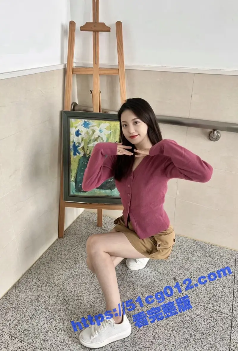 武汉音乐学院音乐教育专业美女 程宇嫣 学校琴房自慰露出 纹身被同学认出曝光! 图4
