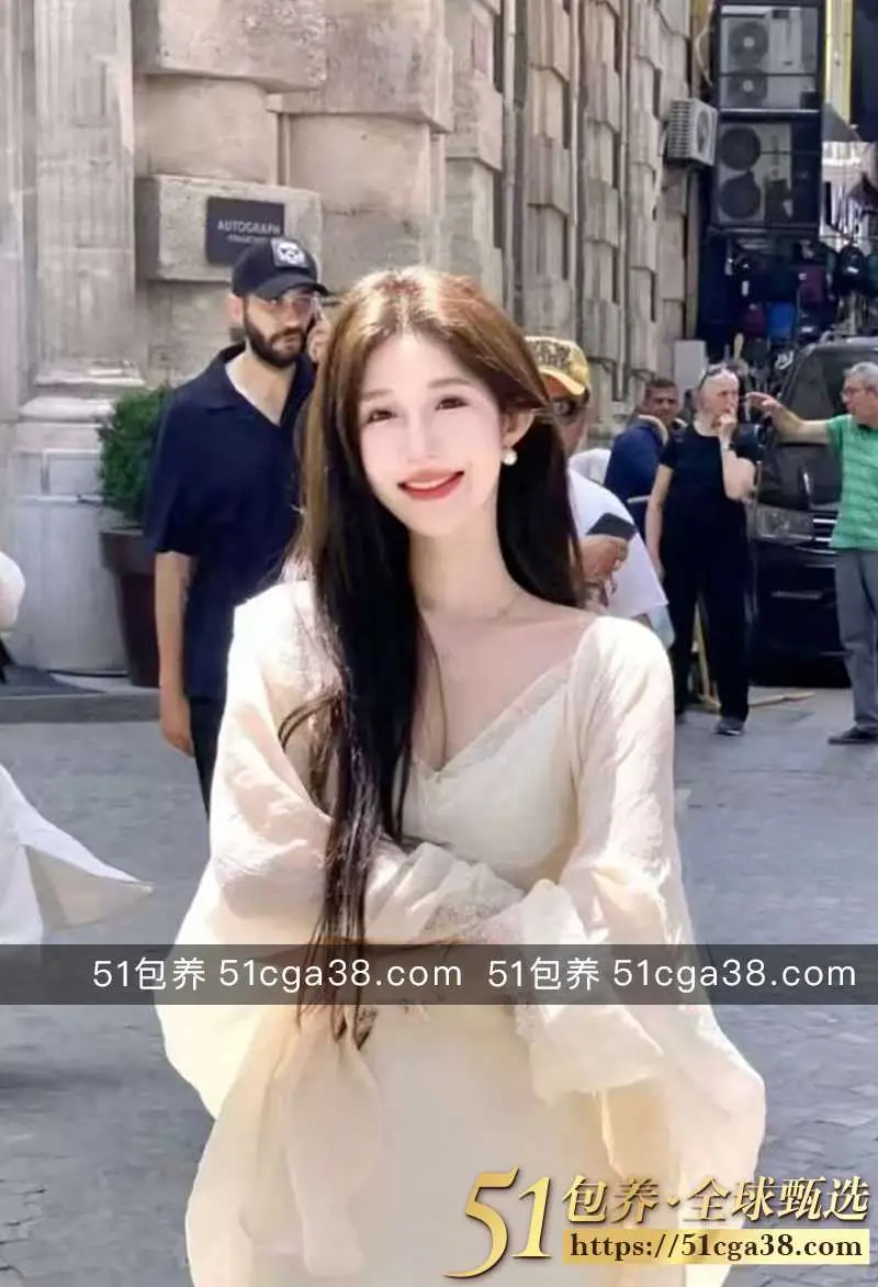 51包养 高端外围 | W1SH072704 上海绝美颜值平面模特 皮肤雪白 温柔体贴 绝对堪称极品享受 质量保真 假一罚十 图1
