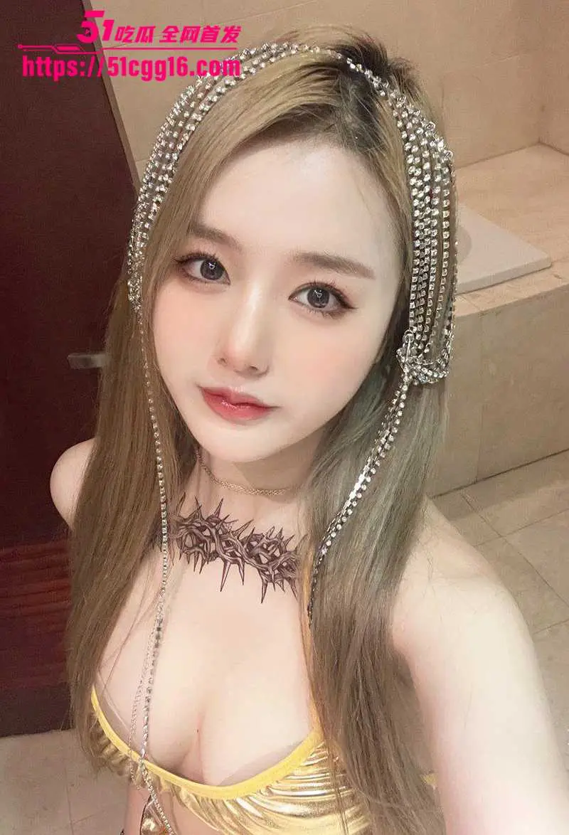 广东极品美女 沫黎 不雅视频流出!携闺蜜共侍富二代男友 一插一抠轮流爆操 爽的欲仙欲死! 图3