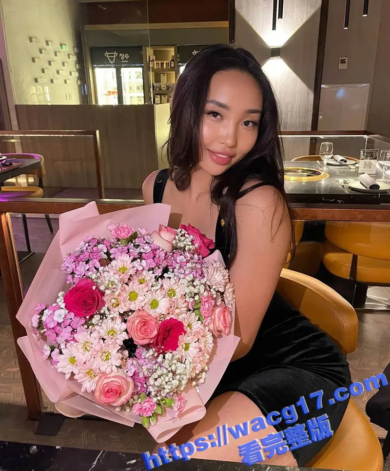 满洲里酒吧结识极品少妇御姐 趁她老公不在偷溜去家里偷腥！口活绝佳 小穴湿软爽翻天！ 图4